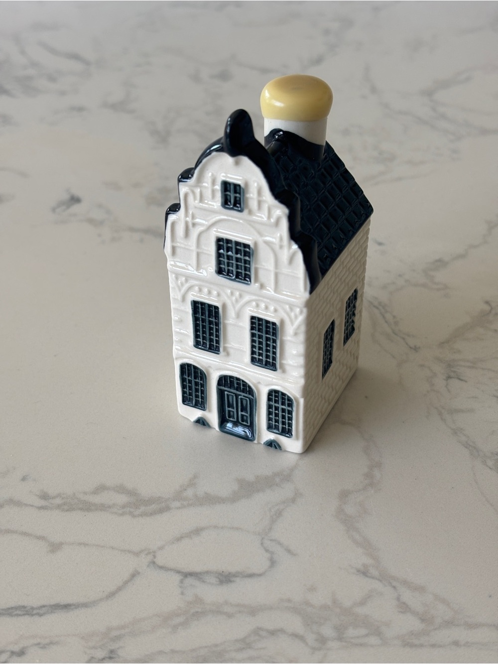 KLM BOLS House #21
